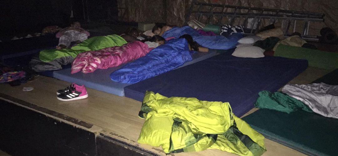 Pasando la noche en el colegio