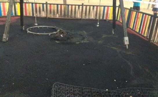 Estado del parque infantil de Toledo tras el incendio