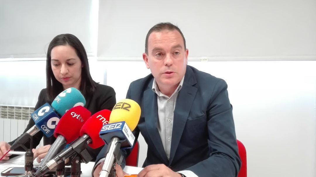 Los concejales de Ciudadanos en el Ayuntamiento de Zamora, Francisco Requejo y Cruz Lucas