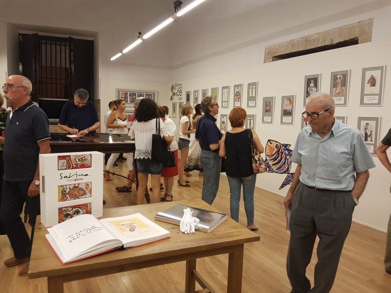 Inauguración de la Exposición de dibujos de Joaquín Sabina en Úbeda