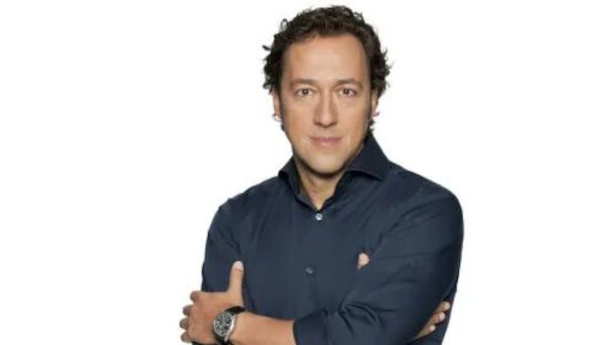 José Antonio Ponseti, periodista y escritor, sobre su libro "La caja azul"