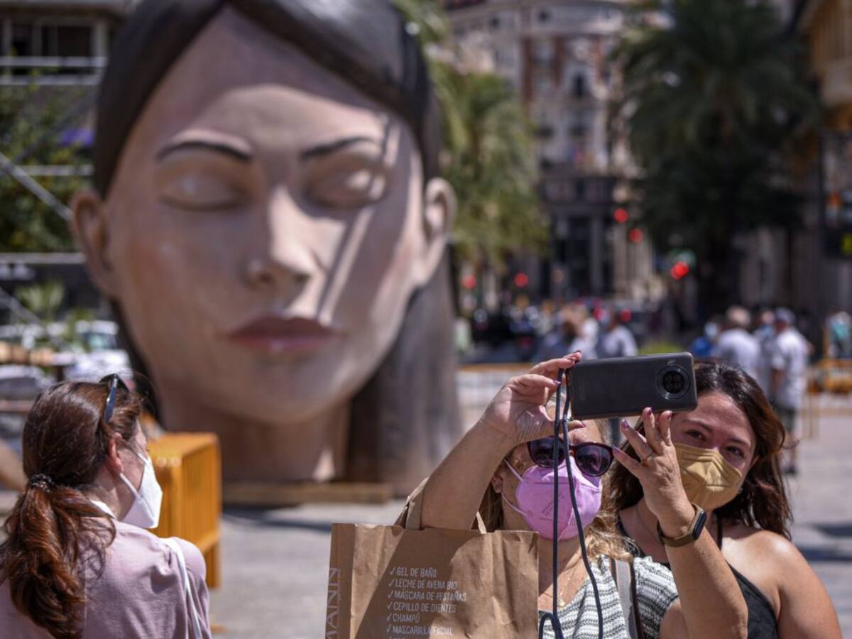 València afronta la semana de los actos falleros con llamadas a la "prudencia" desde el Ayuntamiento