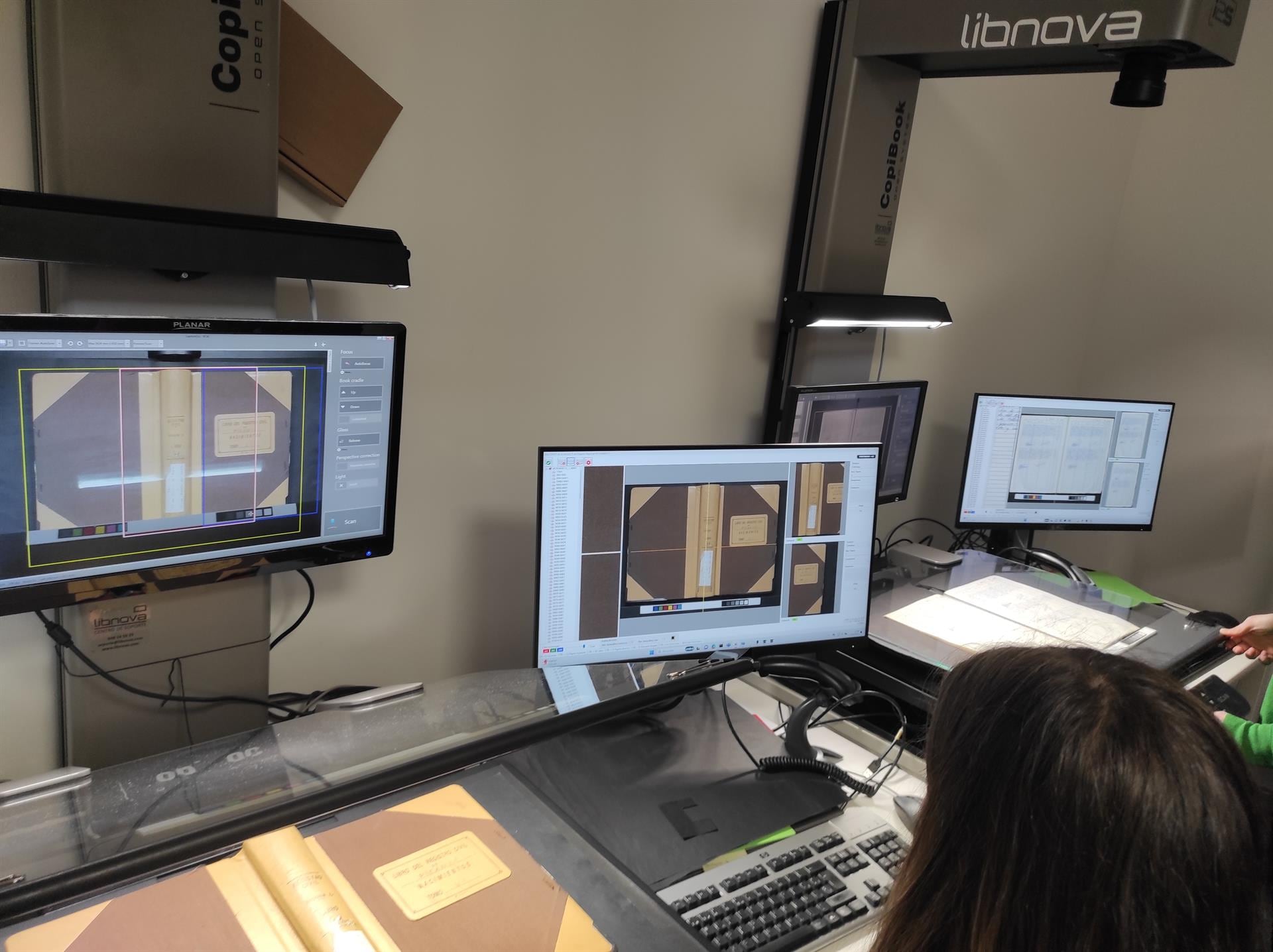 Digitalización de tomos de los Juzgados de Paz y Registro Civil. Foto: GVA Justicia