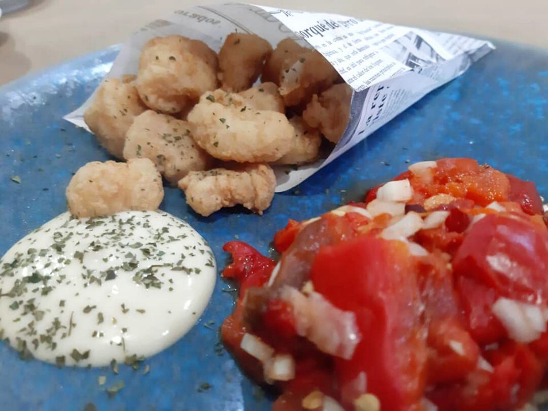 Cartuchito de pescaíto frito de roca