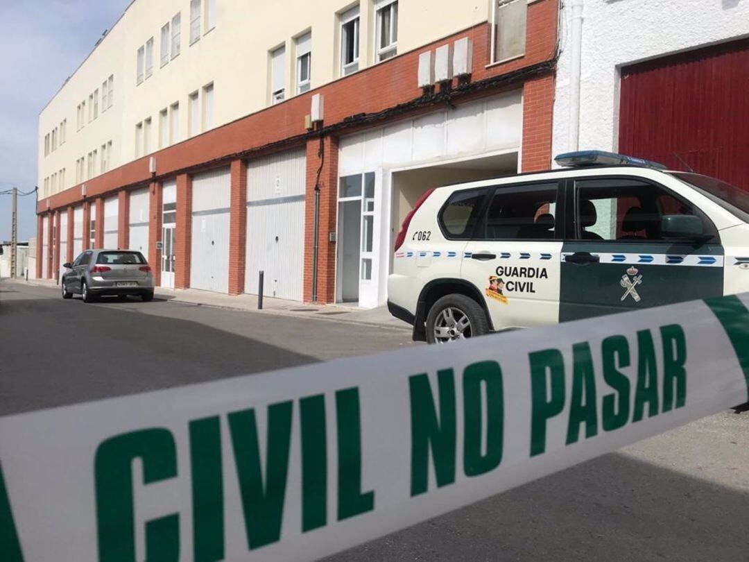 Calle de la vivienda del autor confeso del crimen