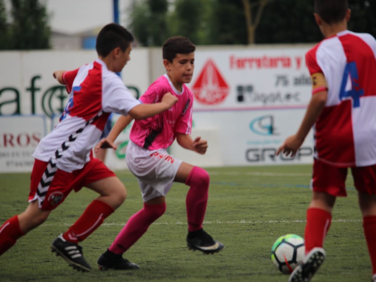 El fútbol base se da cita en Binéfar y Sabiñánigo