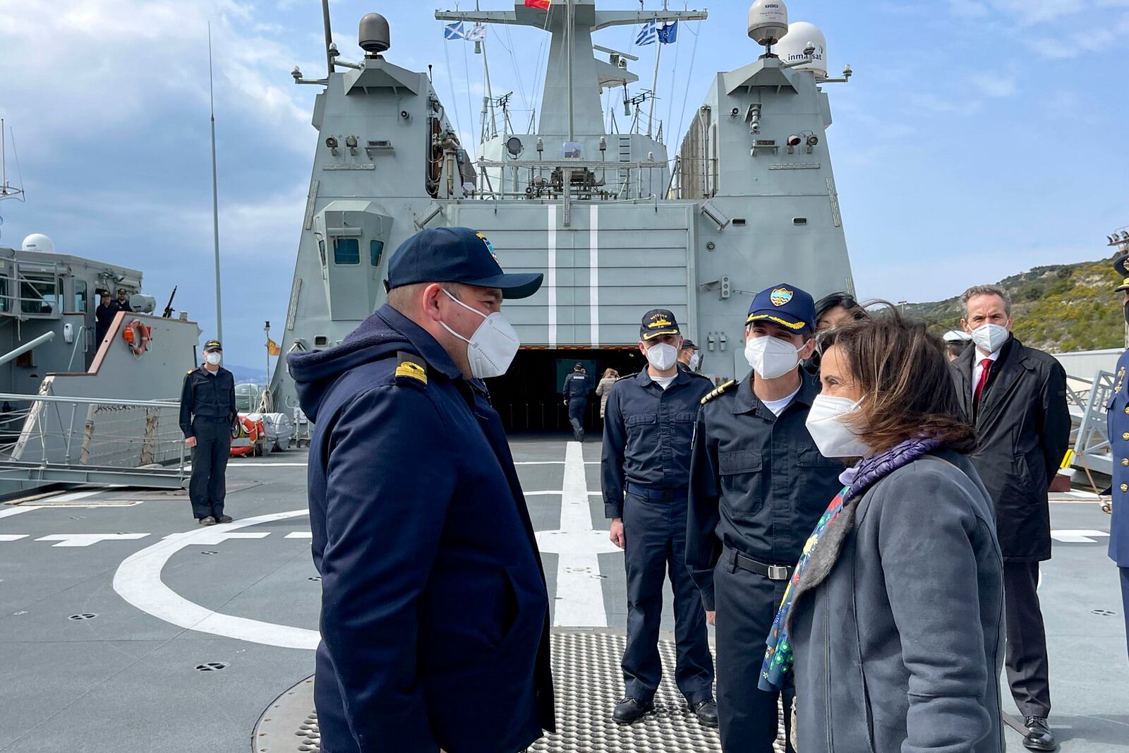 Margarita Robles, en su visita de este viernes a las unidades en Creta