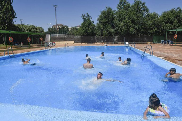 Piscina municipal de Armilla (Granada)