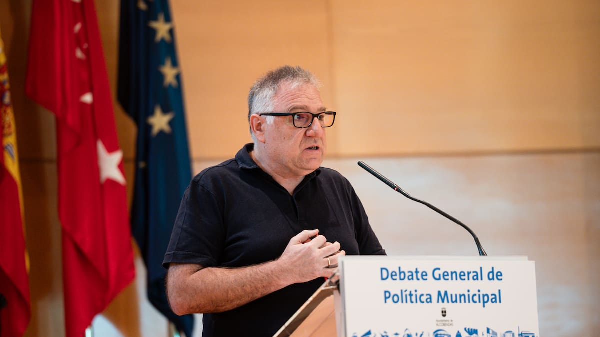 Mariano Cañas, portavoz Más Madrid Alcobendas, propone la creación de una aparcamiento regulado y gratuito para caravanas y autocaravanas en el municipio