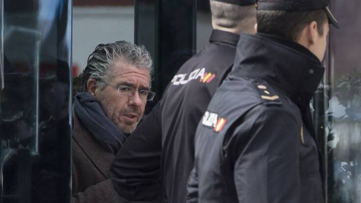 La firma de Ángels Barceló: "Tormenta perfecta para el PP"