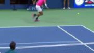 Nadal inventa un golpe que parecía físicamente imposible