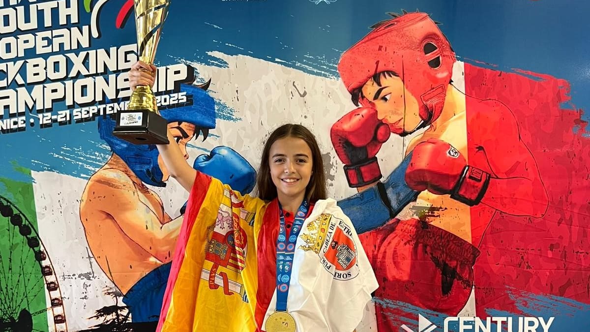 Alfredo y Adriana Verde (Club Kickboxing Soria) - Adriana Verde: "Después de que me ganase Monika, quería enfrentarme a ella otra vez: ya sabía cómo ganarle"