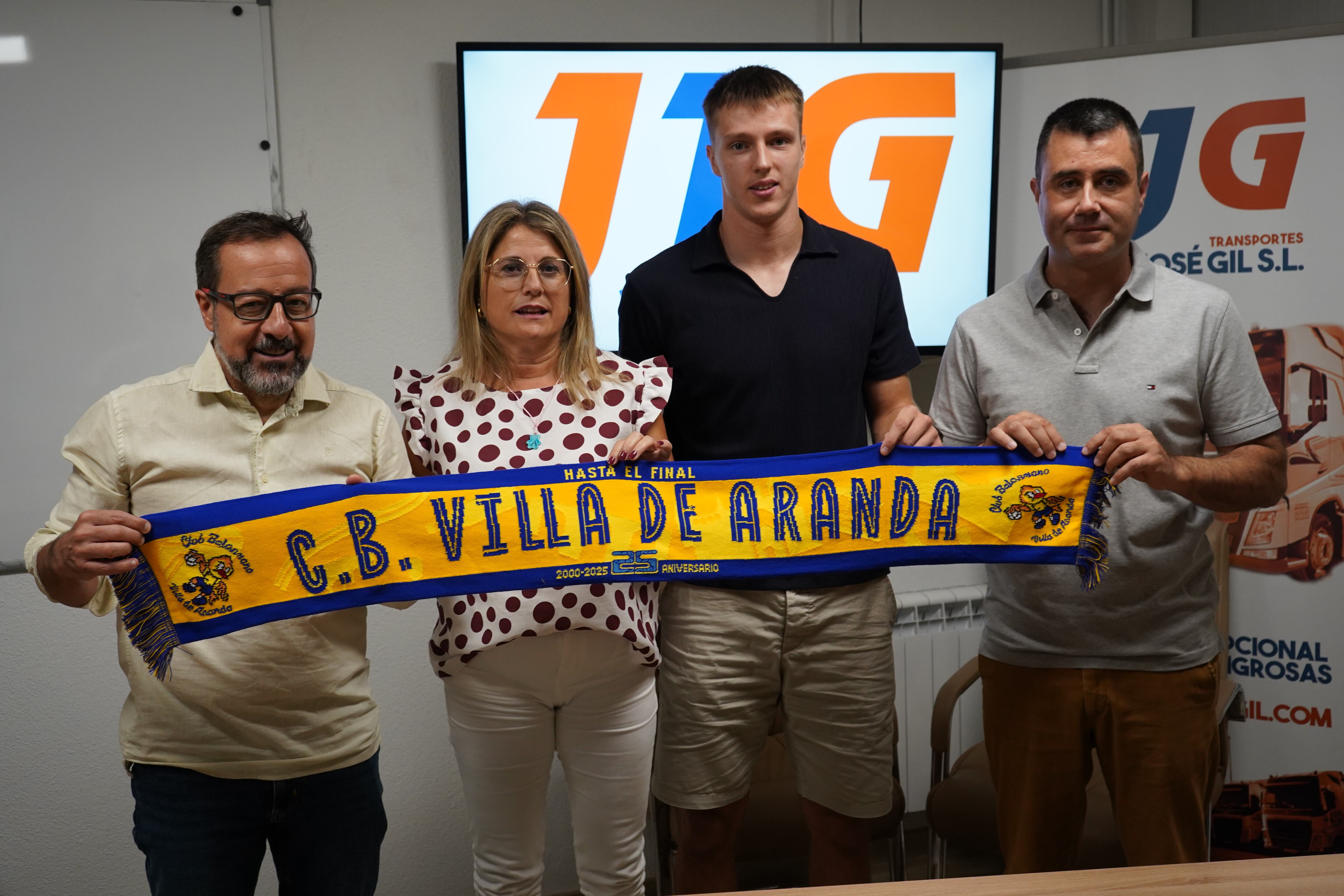 Andis Bors, en su presentación