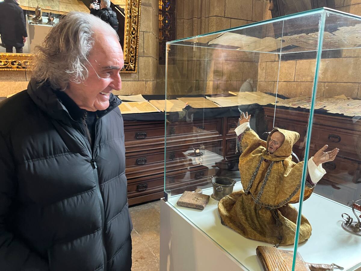 Pepe Muñiz dona parte de su legado a la Catedral de León: "Coleccionar es amar la vida a través de las cosas"