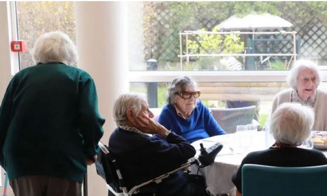 Una residencia de ancianos en una imagen de archivo