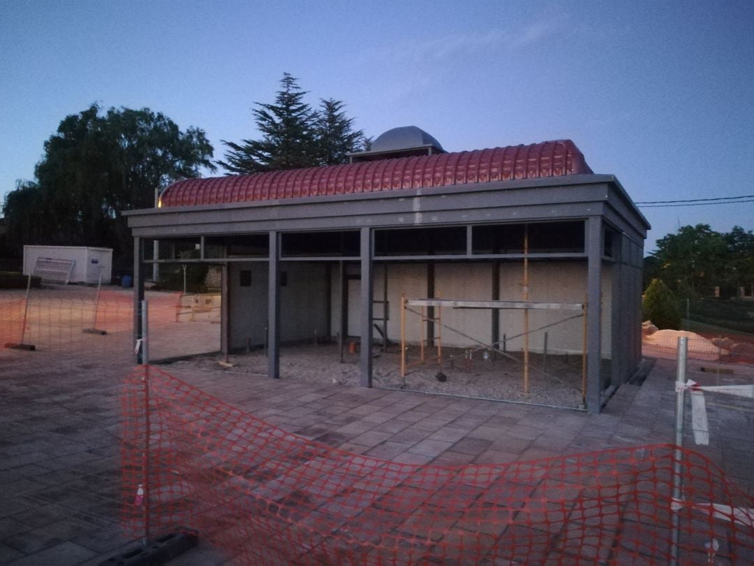 Desde que fueron avanzando las obras del nuevo kiosko no han cesado las críticas