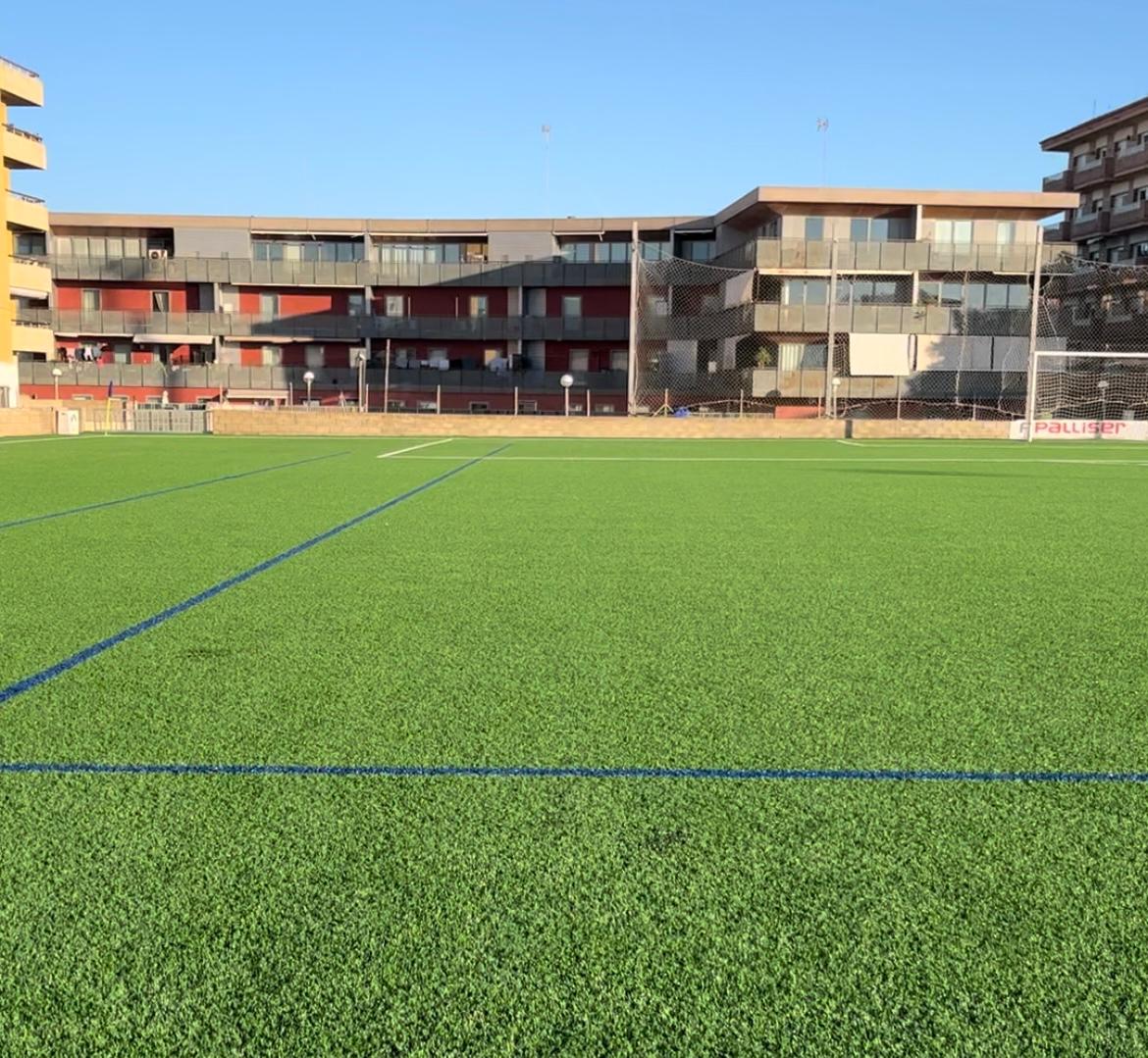 La nova gespa de Sant Carles es va estrenar aquest dissabte.