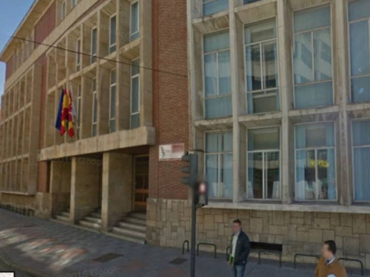El consejero visitará el Conservatorio esta semana para explicar a los profesores los detalles del traslado
