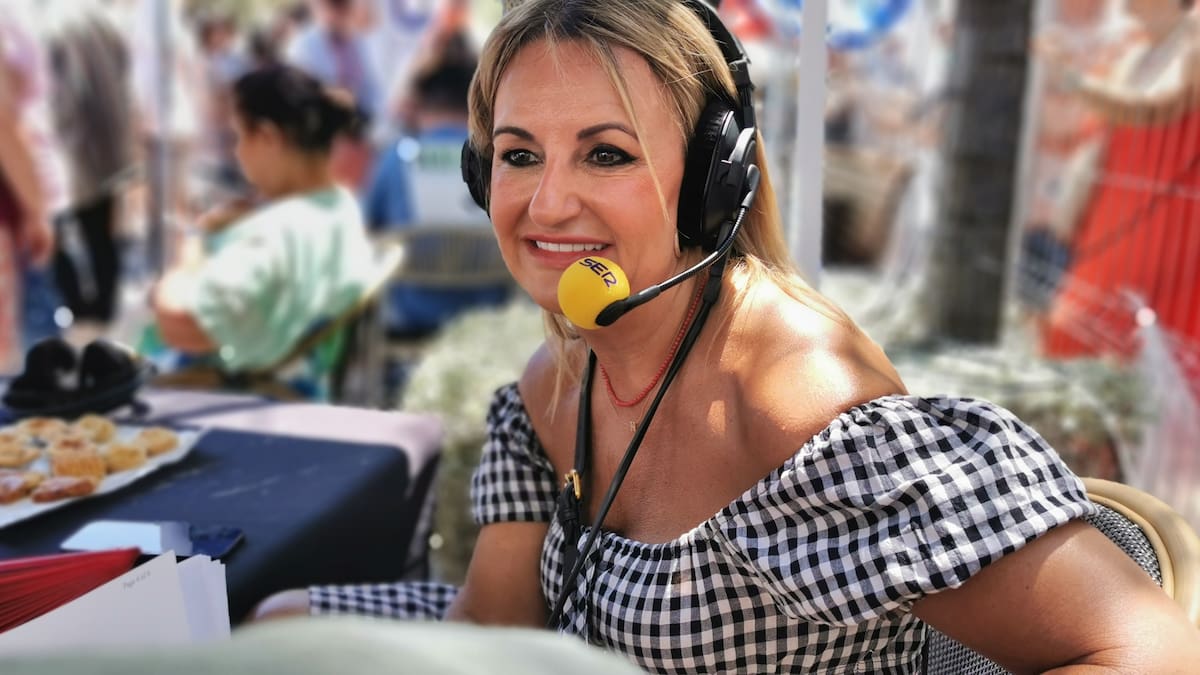 Nuria Montes, consellera de Turismo de la Generalitat Valenciana, en «A vivir, que son Fogueres!»