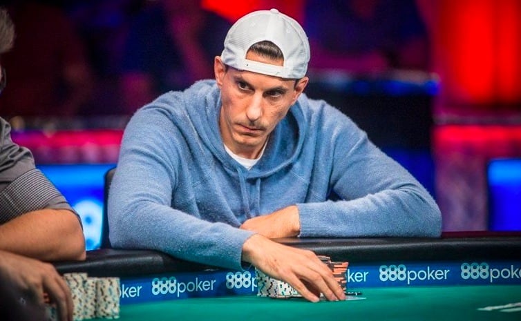 Haralabos Voulgaris es un buen jugador de póker.