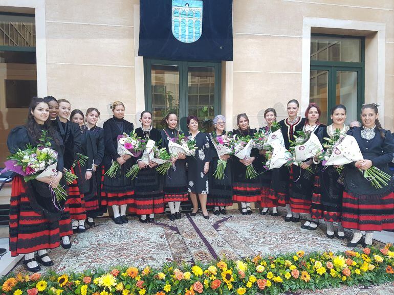 Presentación oficial de la alcaldesa y las damas de las fiestas de Segovia