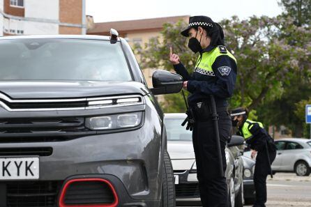 Imagen de uno de los controles, por el cierre perimetral, aplicado en Linares.