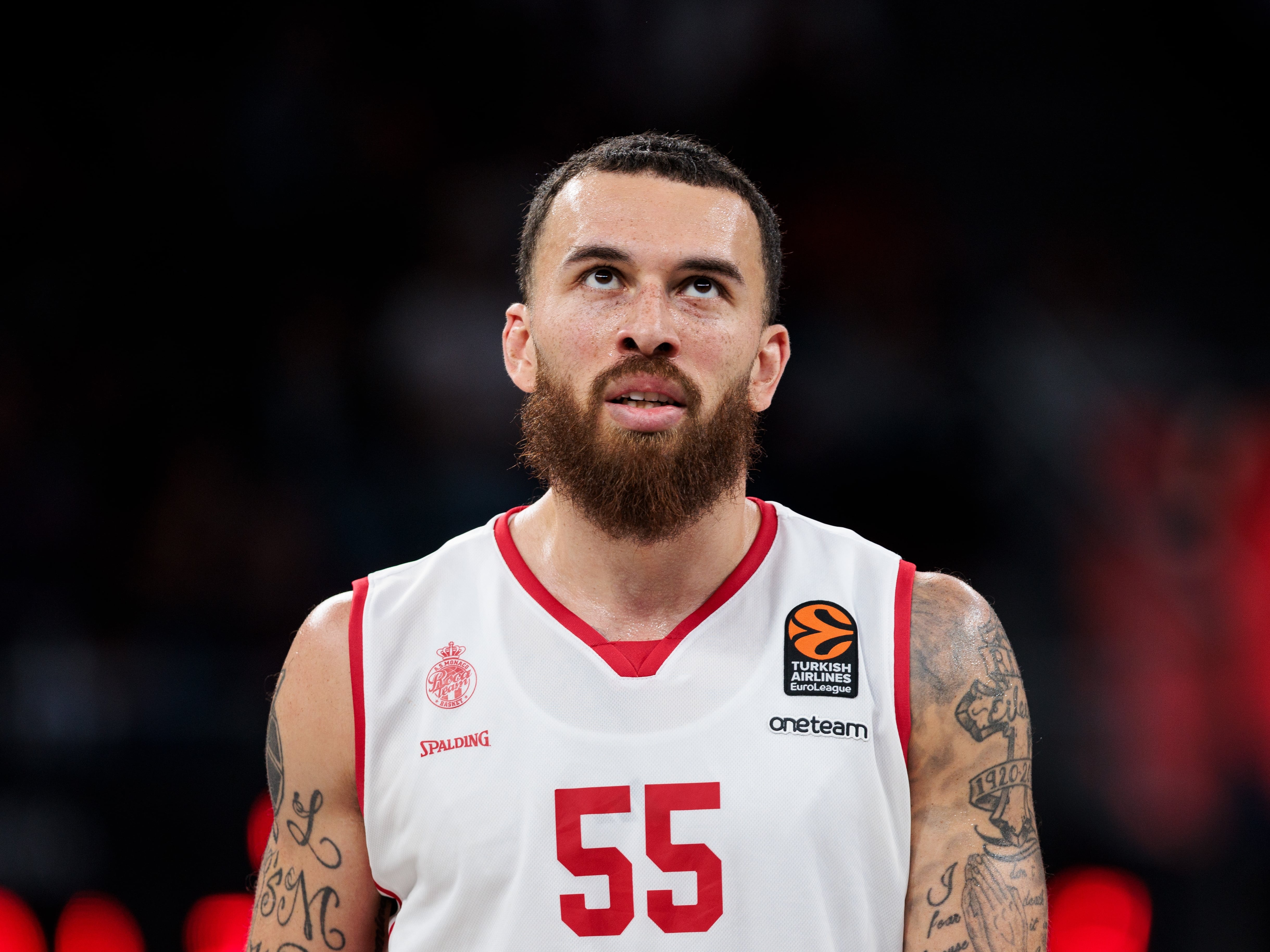 Mike James durante un partido de Euroliga
