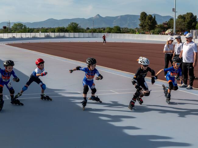 El Campeonato dee Aragón de patinaje de velocidad se celebró por primera vez en Huesca