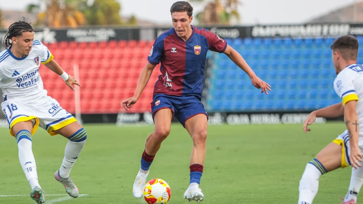 El Eldense pierde a Borja Calvo durante tres meses por una rotura en el aductor