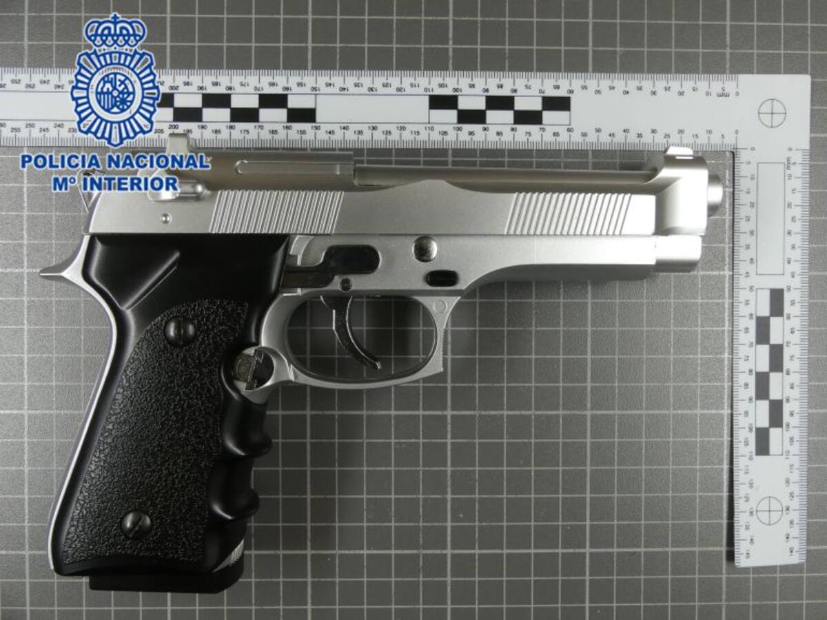 Detenido por tres robos con violencia e intimidación con un arma simulada