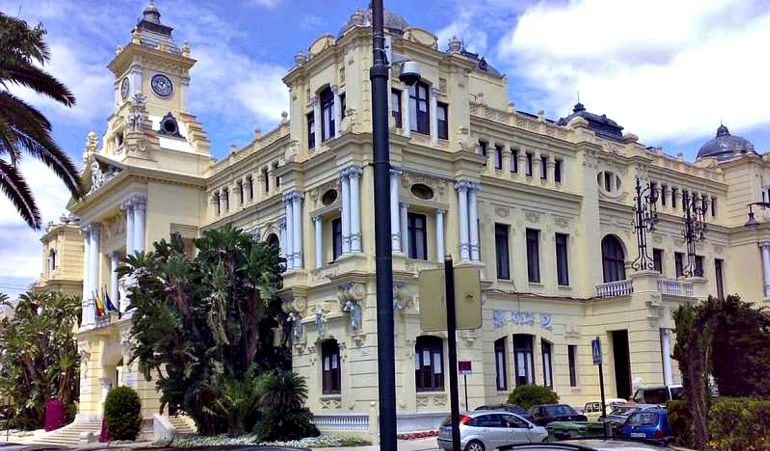 El edificio del ayuntamiento de Málaga, en el Paseo del Parque