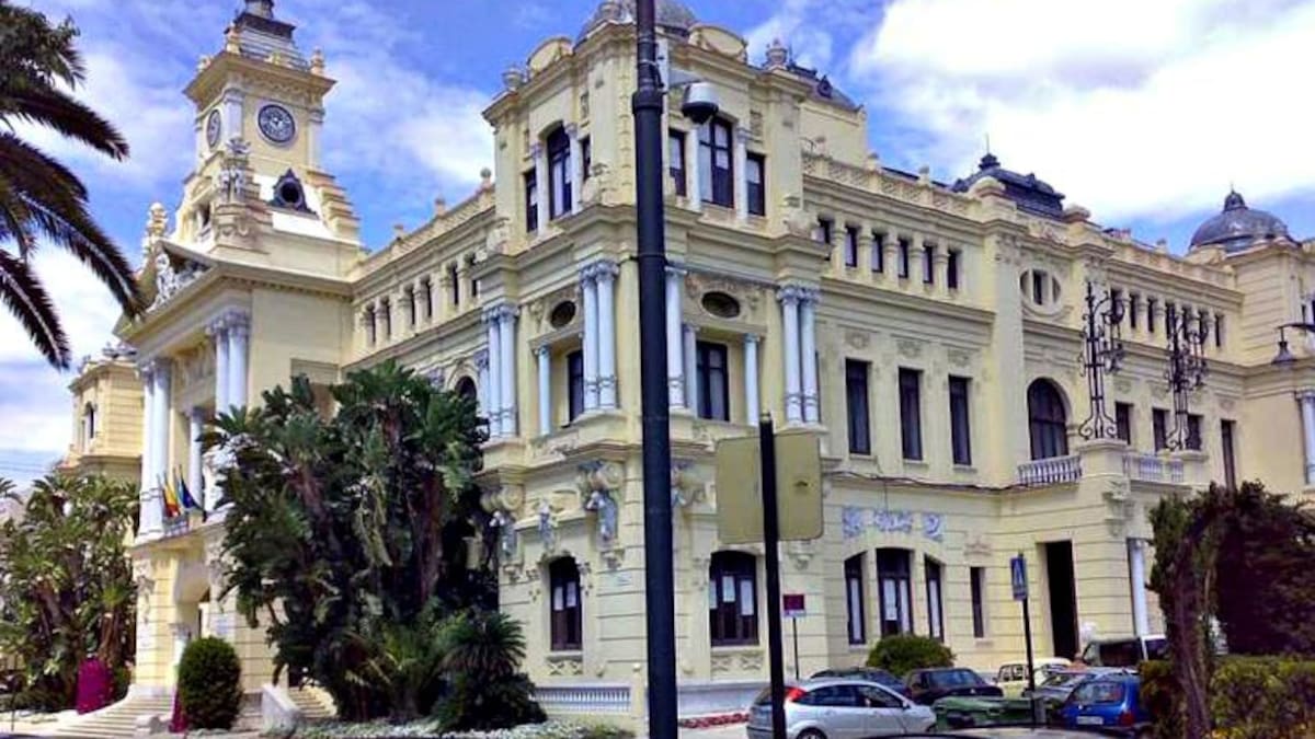 Cuatro sentencias obligan al ayuntamiento de Málaga a indemnizar o readmitir a 'falsos autónomos'