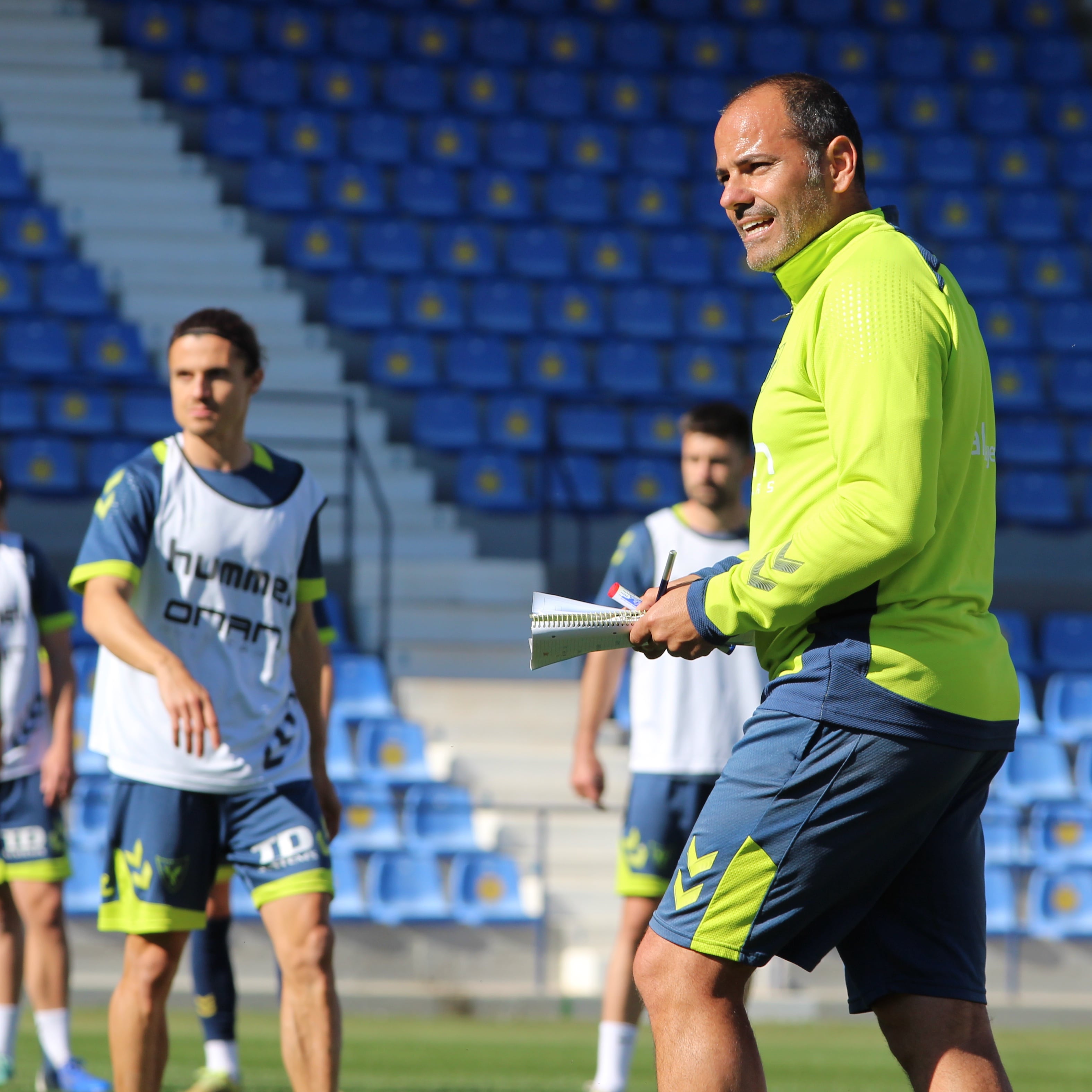 Salva Ballesta durante un entrenamiento del UCAM Murcia CF