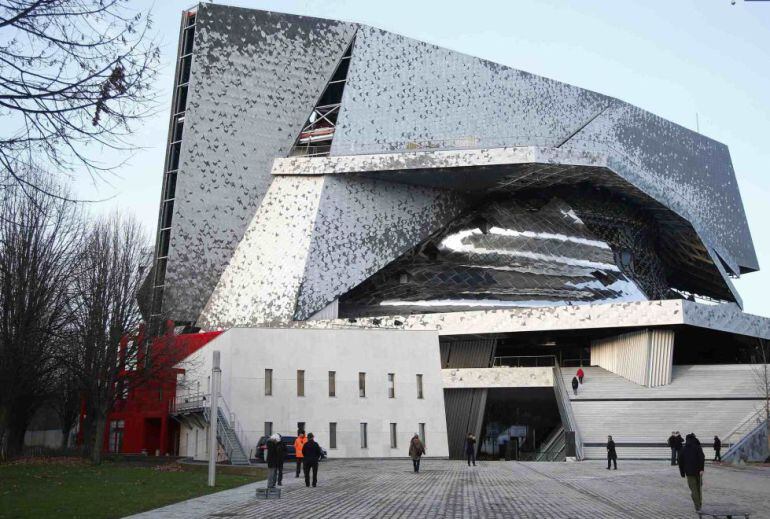 Nueva Filarmónica de París, donde actúa la Sinfónica parisina. 