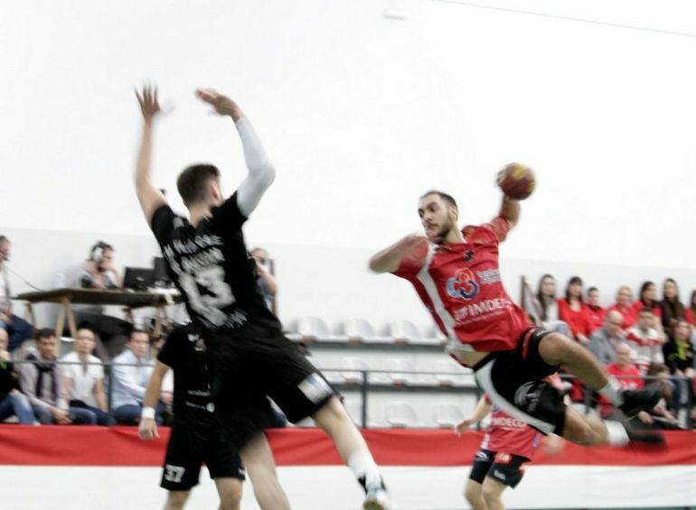 El Bm. Elda - C.E.E. dio demasiadas facilidades a un buen equipo