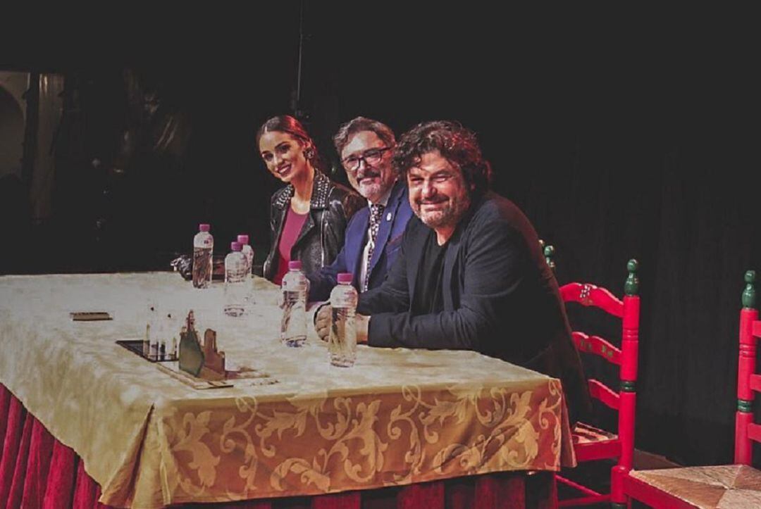 Claudina Mata, Valeriano Martín y Domingo Zapata durante el pregón