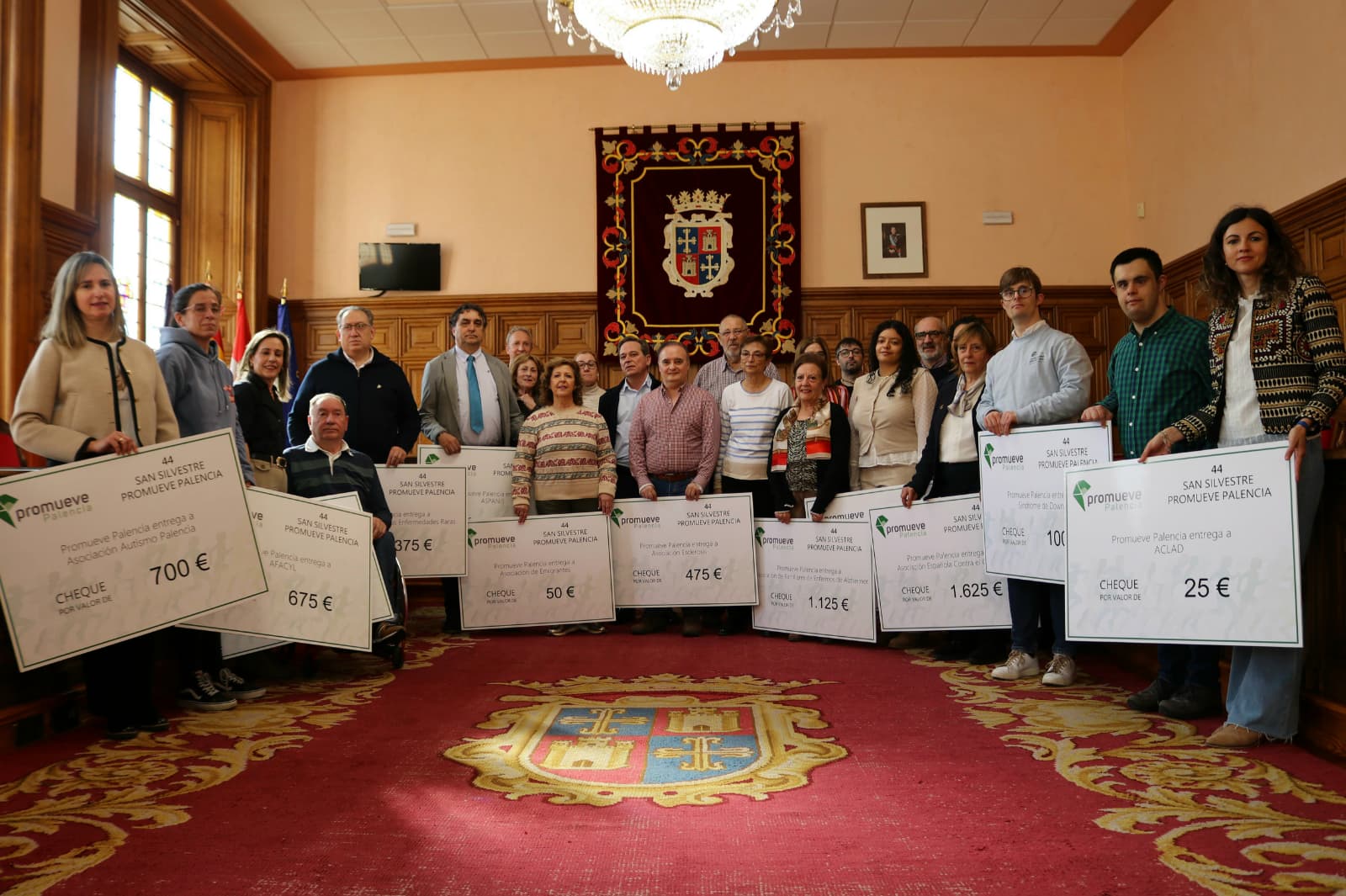 Reparto de lo recaudado en la San Silvestre de Palencia 2025
