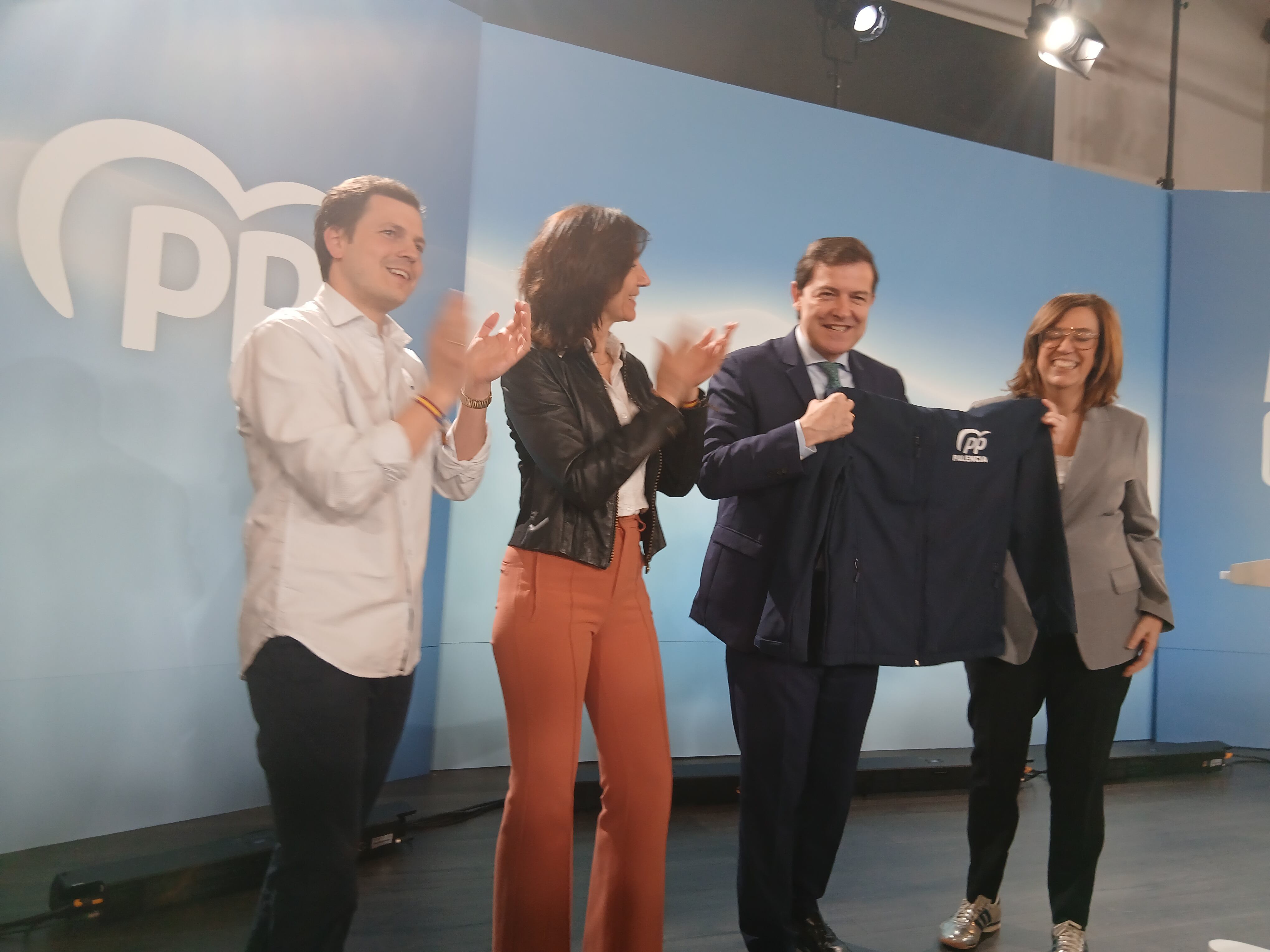 Acto en el que Mañueco dijo "Sí al soterramiento"