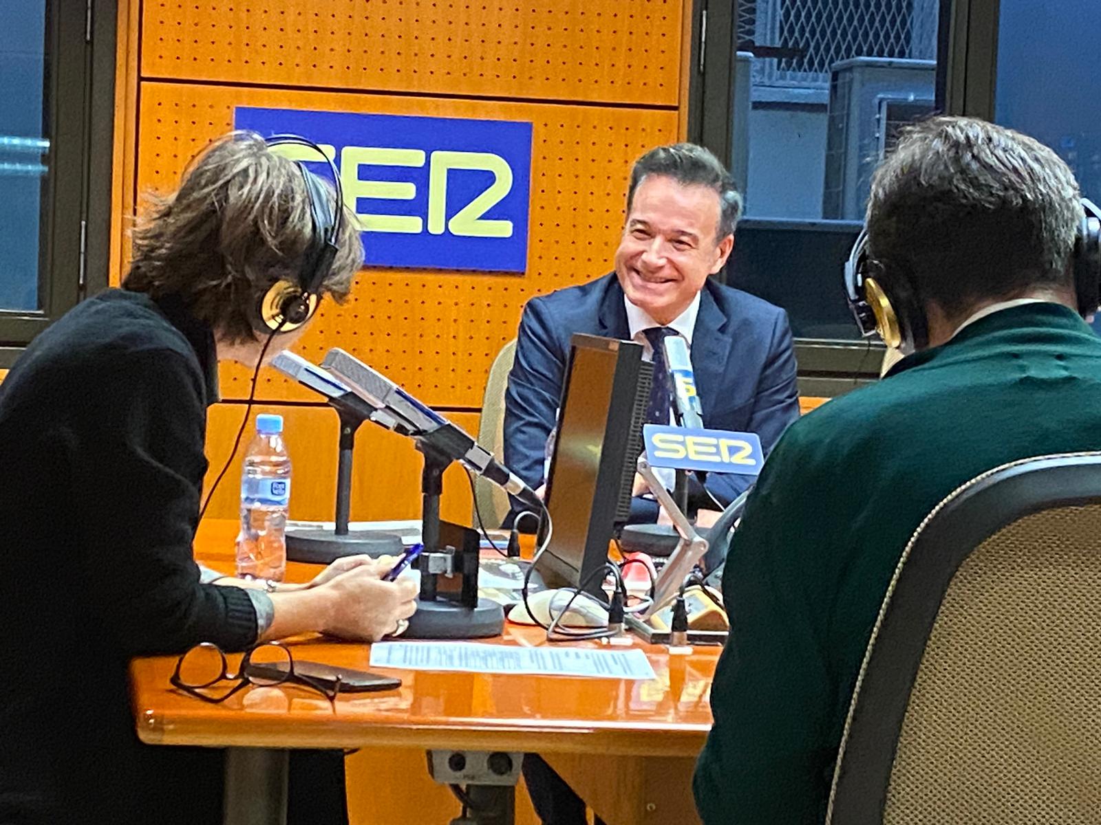 El concejal de urbanismo, Víctor Serrano, en La Rebotica de Radio Zaragoza