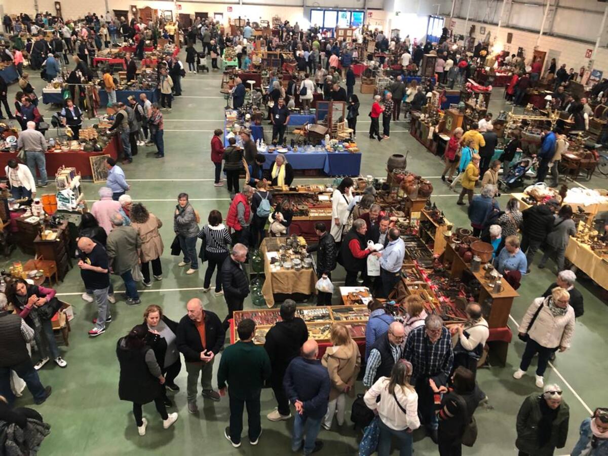 Barbastro acoge la 17 edición de El Desván en el Recinto Ferial