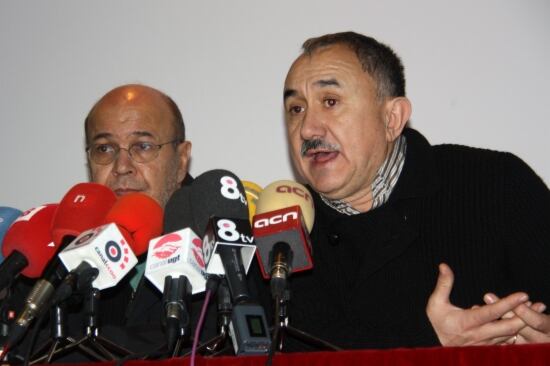 Gallego i Àlvarez, en roda de premsa de la Plataforma Prou Retallades