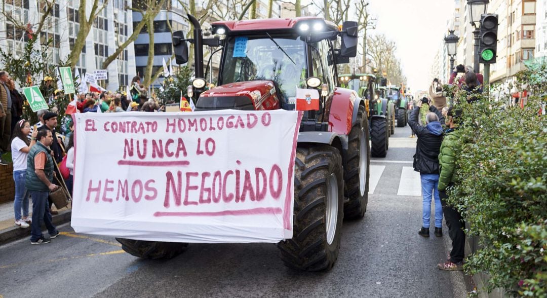 Imagen de archivo de una de las movilizaciones de los agricultores y ganaderos en España