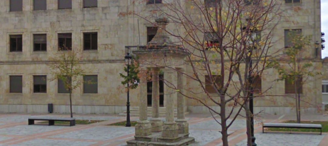 Monumento a los voluntarios abulenses en Ciudad Rodrigo