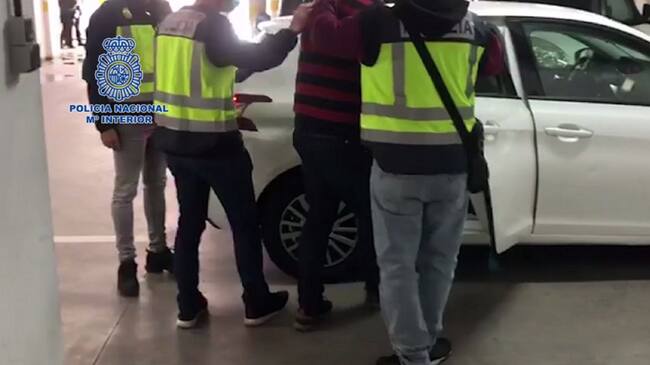 Un momento de la detención.