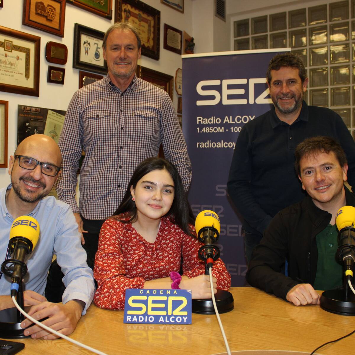 La filà Alcodianos presenta 'La Dolçaina Màgica' con motivo de su alferecía