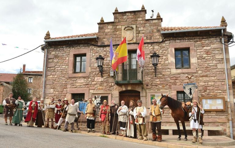 Participantes de la segunda marcha tematizada que rememora la Ruta de los Foramontanos. 