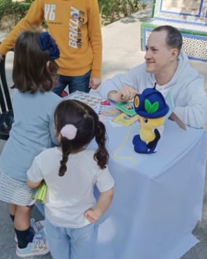 Actividad desarrollada en el Paseo de Linarejos con el proyecto Linagachi.