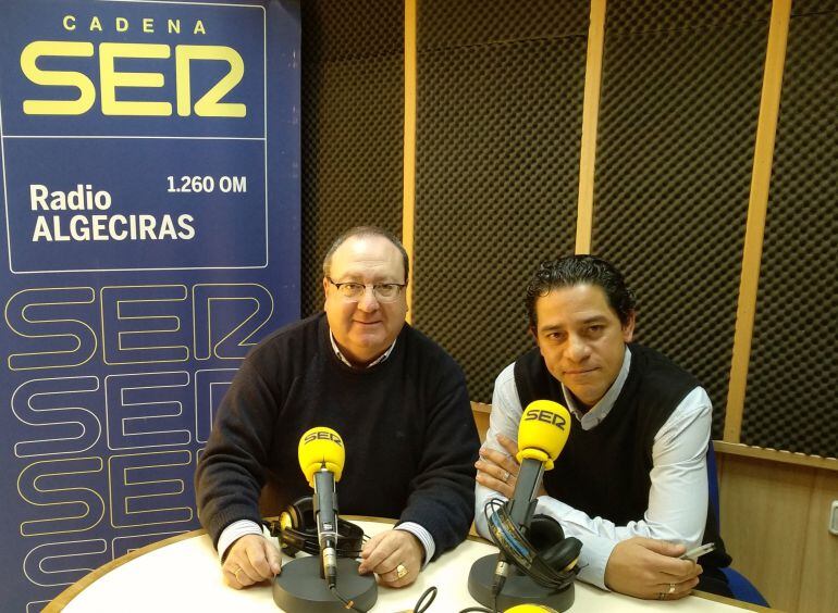 Juan Manuel Dicenta y Carlos Vargas, presidente de la Sociedad del Cante Grande de Algeciras