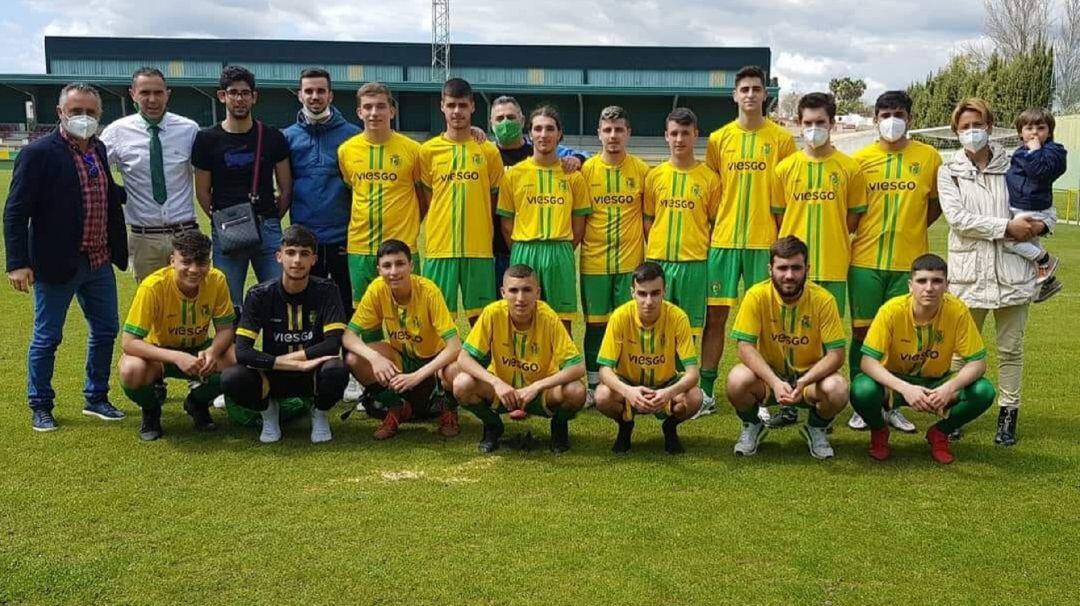 Un equipo juvenil de la Unión.