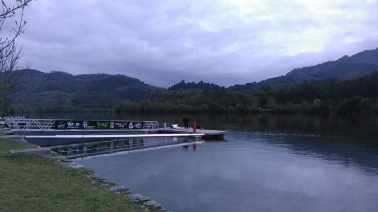 Campionato Galego de Piragüismo de Inverno para K-2 e C-2, en Barra de Miño, concello de Coles, este sábado 14 de abril. Máis de 400 palistas, participarán neste gran evento deportivo